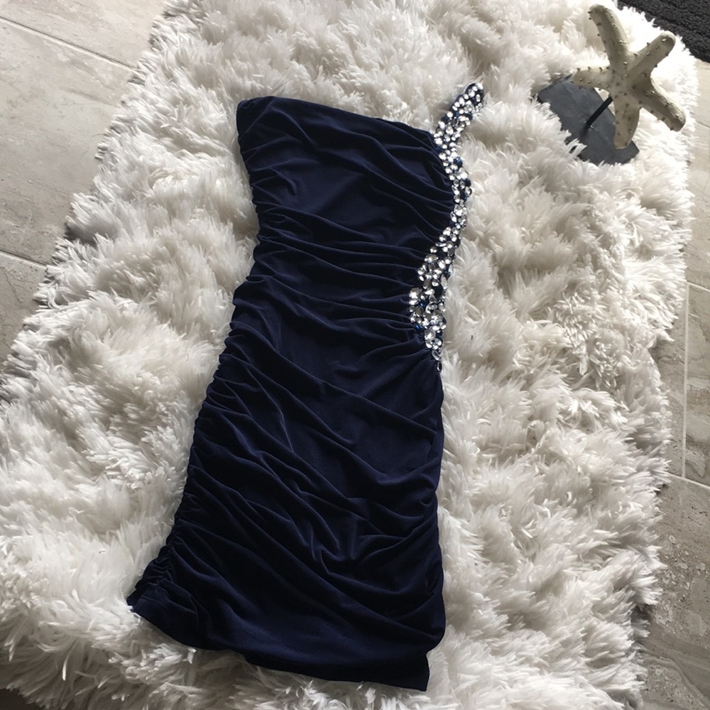 Navy blue one shoulder dress